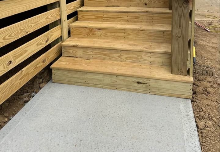 Custom Deck — Bristol, VA