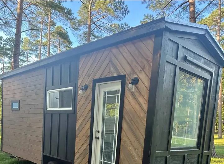 Storage Shed — Abingdon, VA